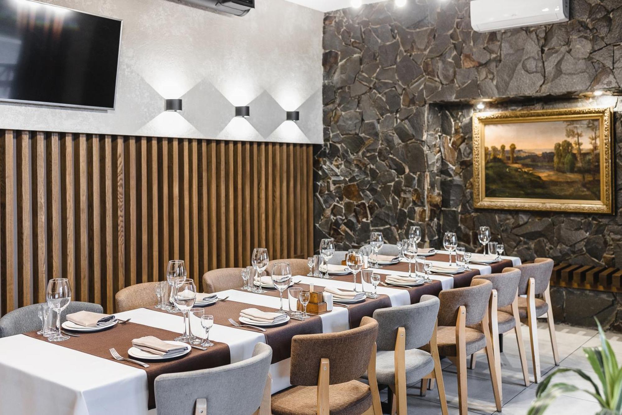 Geography Hotel Veresneve Екстериор снимка
