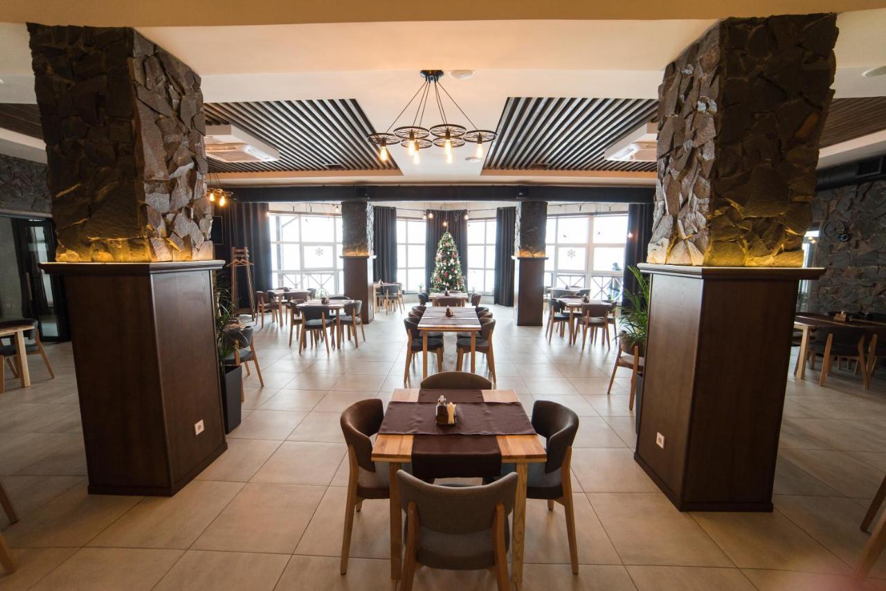 Geography Hotel Veresneve Екстериор снимка