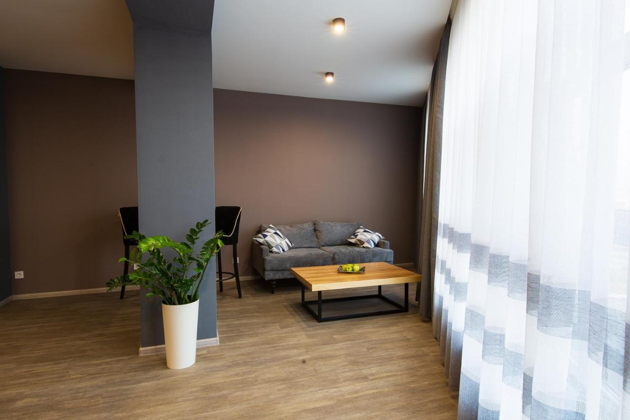 Geography Hotel Veresneve Екстериор снимка