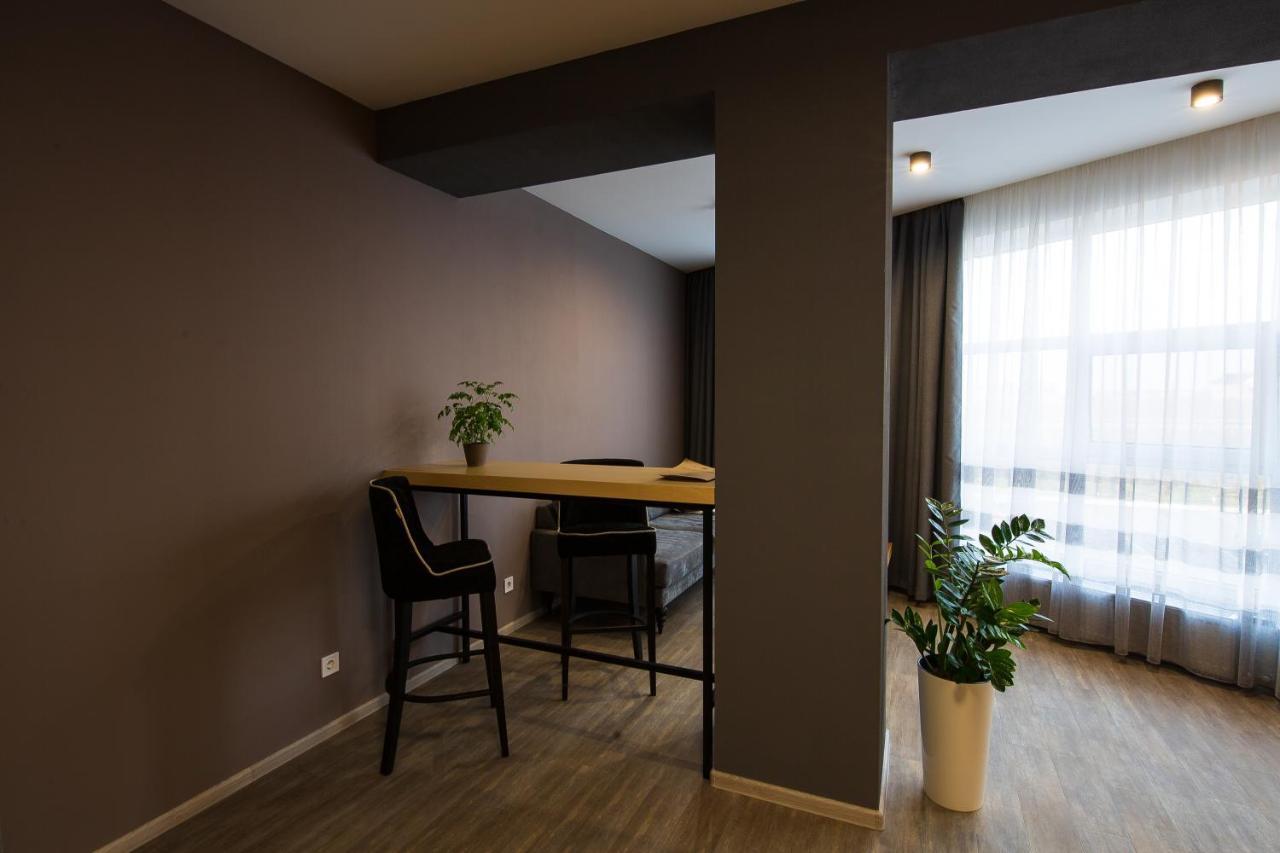 Geography Hotel Veresneve Екстериор снимка